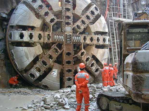 5-tunnel-boring-machine (1)